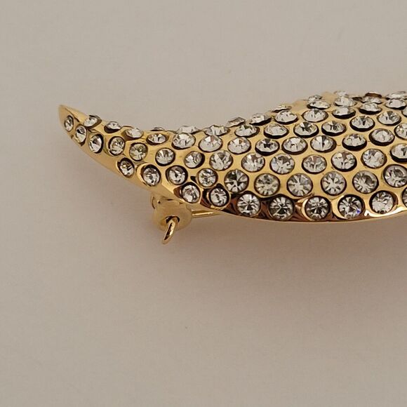 Hanae Mori Brooche Pin Gold Tone Clear Reighstones Sleeping Crescent Moon 2" - Picture 4 of 7